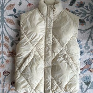 Abercrombie & Fitch Quilted Women's Vest
